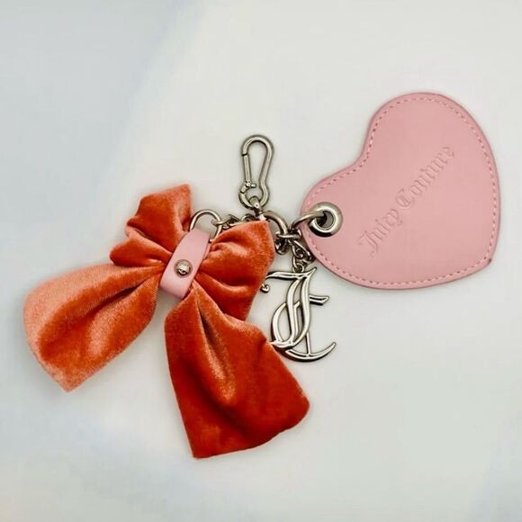 **SOLD** Juicy Couture Hollyhock Peach Velour Crossbody Camera Bag Pink PU - Picture 11 of 14